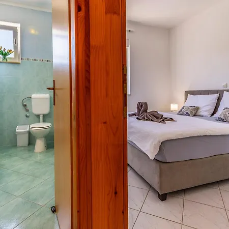 Rok 6 By Interhome Appartement Pula