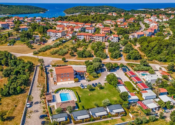 Rok 6 By Interhome Apartmán Pula